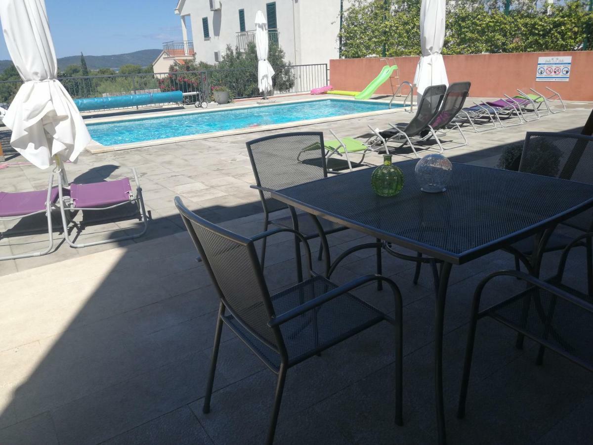 Villa Dada i Dida Milna  Esterno foto